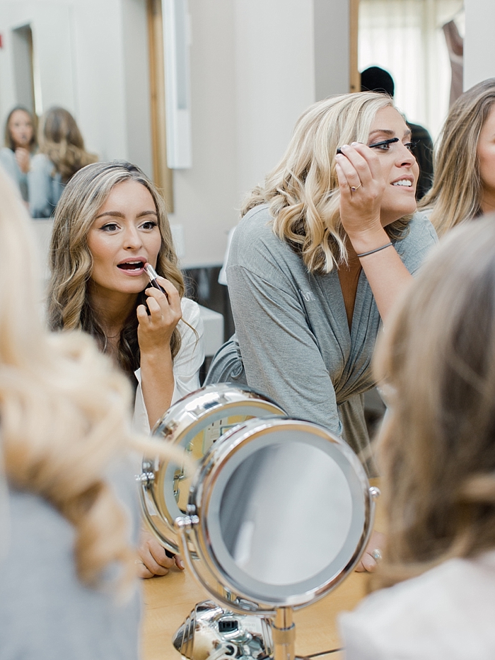 bride and bridesmaids getting ready for wedding day | NYC Wedding Photographer | Beacon Roundhouse New York Wedding | photographed by Kt Crabb Photography